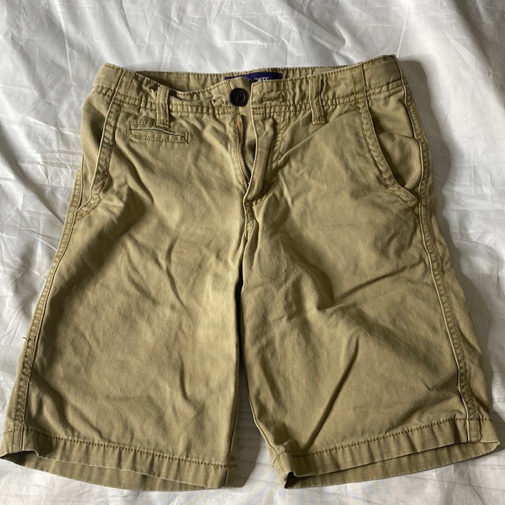 Cherokee boys size 10 shorts.